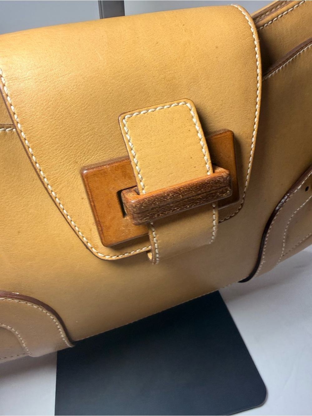 Salvatore Ferragamo Gancini Harness Leather Shoulder Bag Baguette - Picture 8 of 12